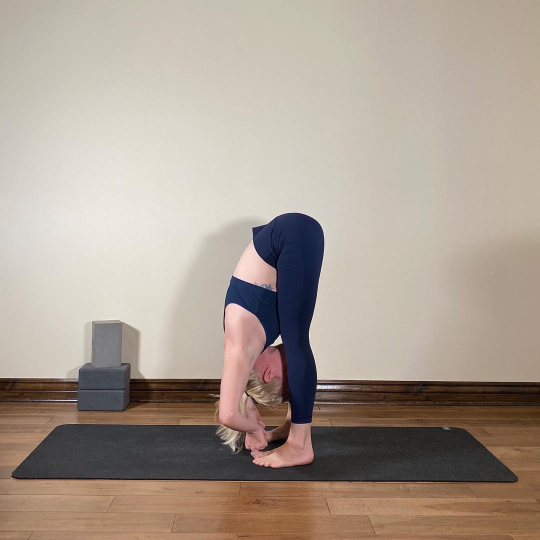 Foot Big Toe Pose, Padangustasana