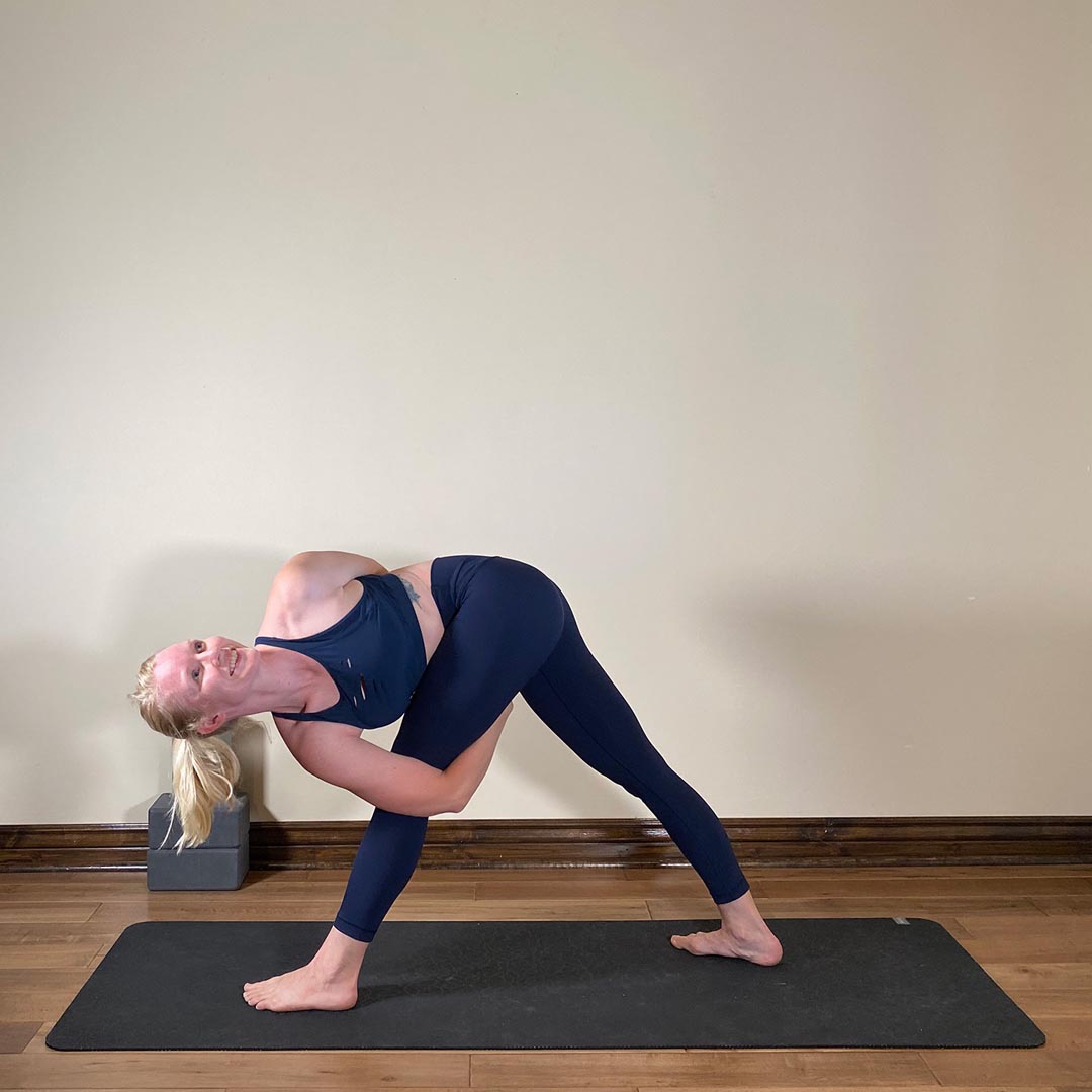 Ardha Baddha Utthita Trikonasana