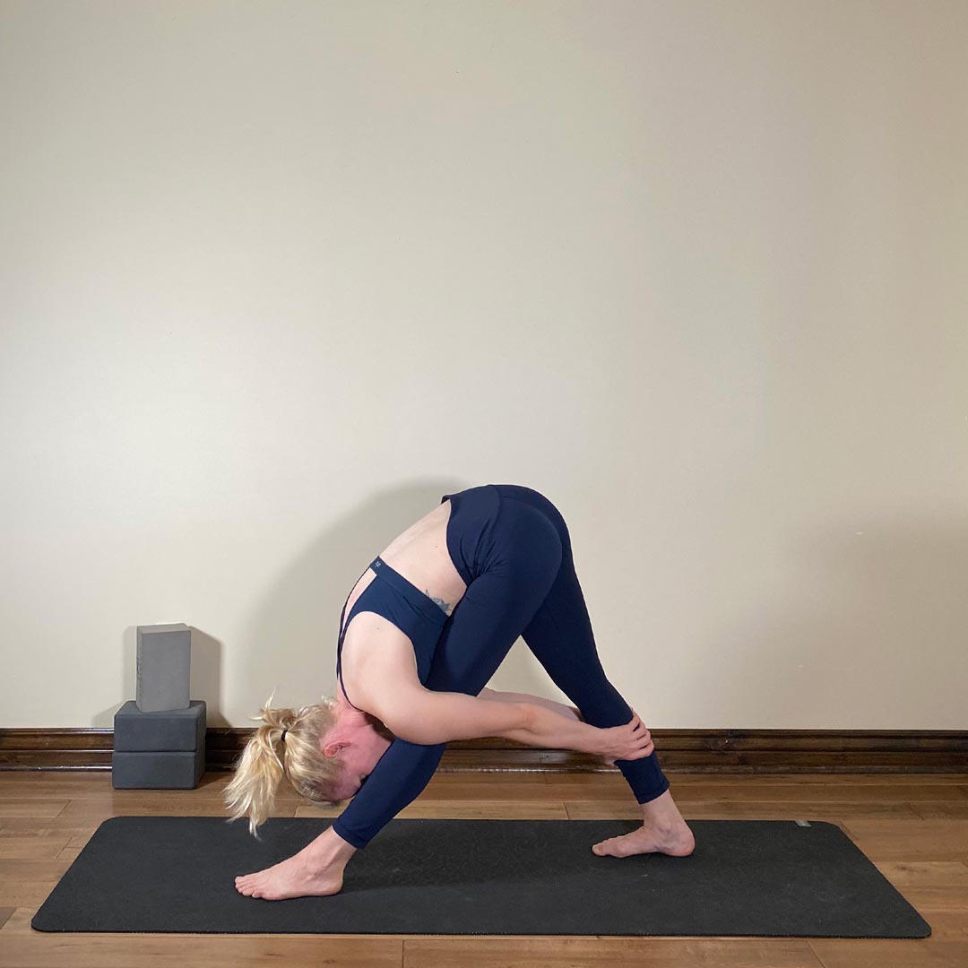 Parsvottanasana